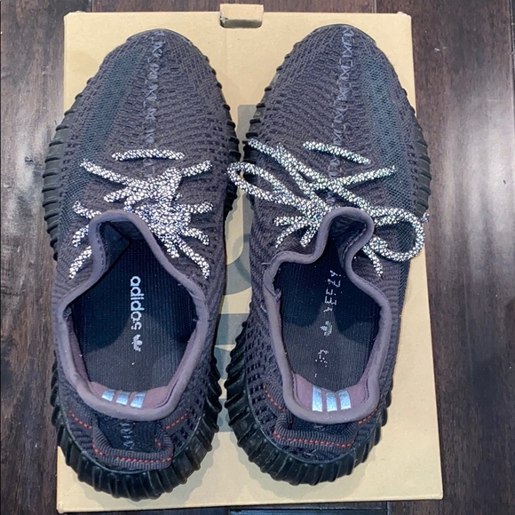 Yeezy Adidas Boost 350 black non-static size 7 main image 5